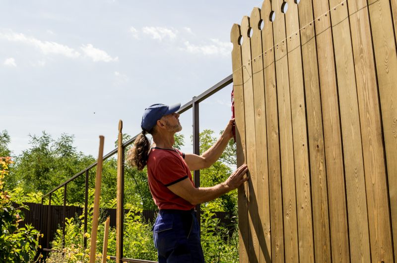Timing Tips for Fence Projects