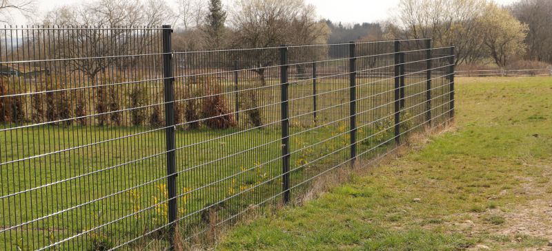 Wire Mesh Fence Installation
